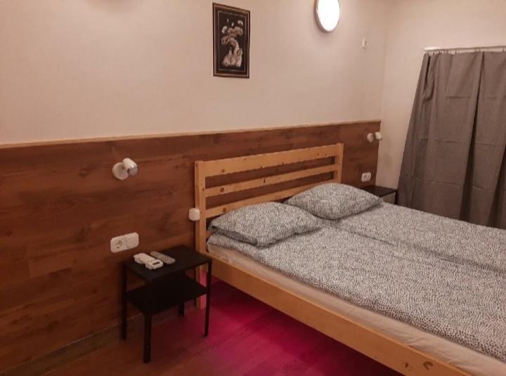Apartman Vorosmarty Apartment Budapest Bagian luar foto