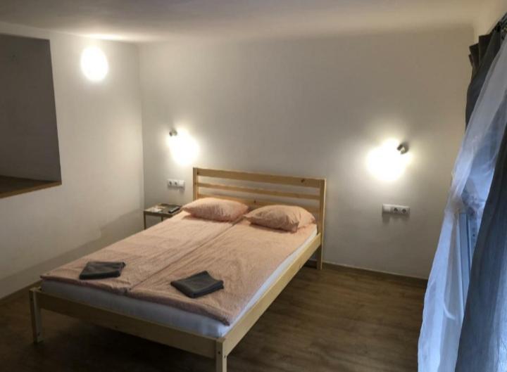 Apartman Vorosmarty Apartment Budapest Bagian luar foto