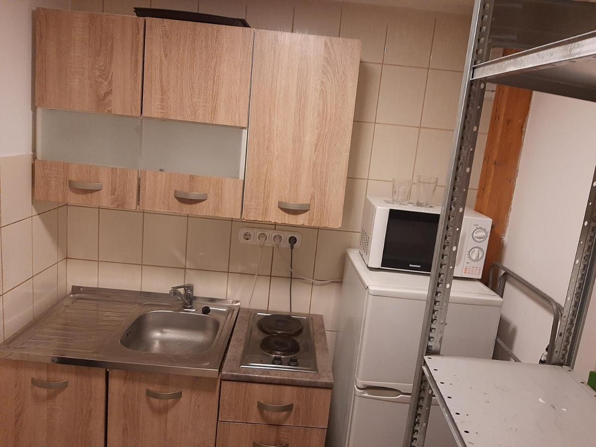 Apartman Vorosmarty Apartment Budapest Bagian luar foto