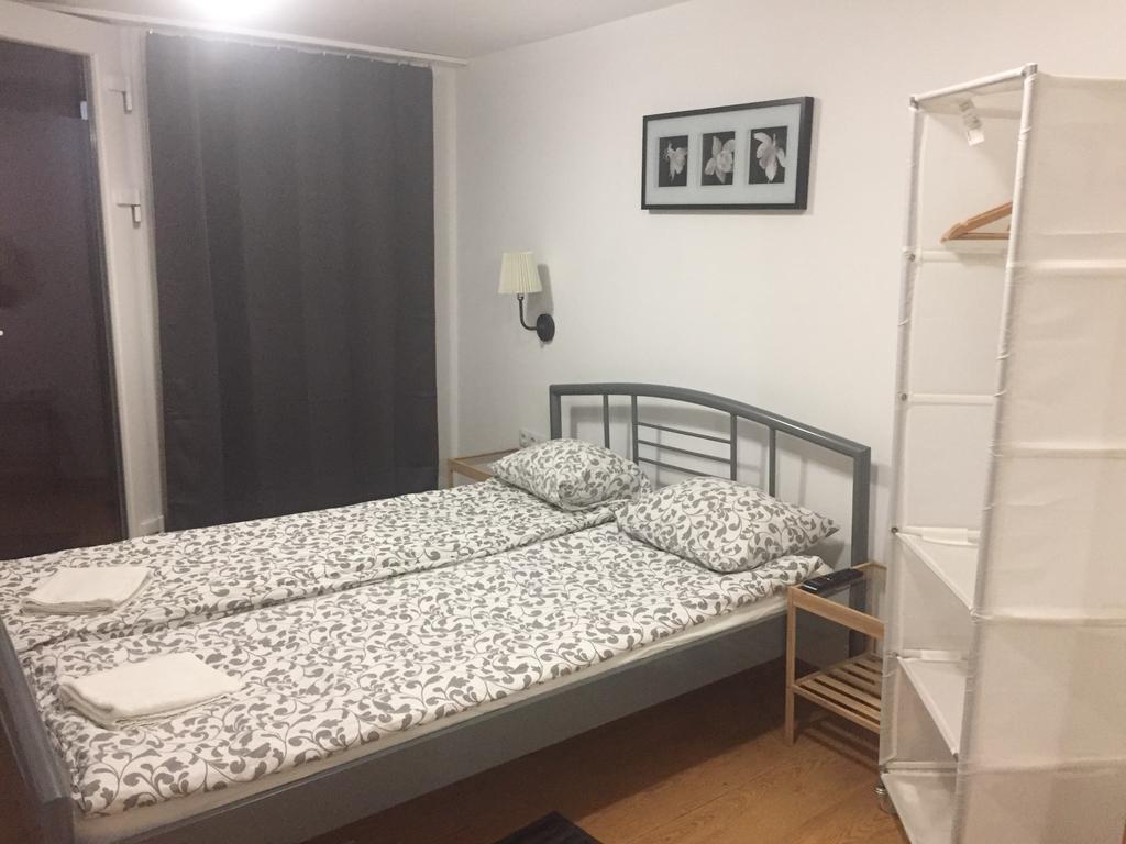 Apartman Vorosmarty Apartment Budapest Bagian luar foto