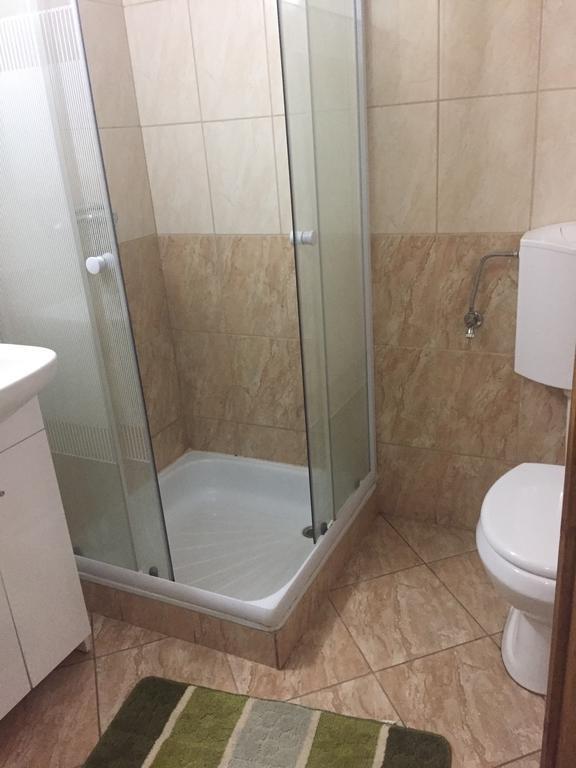 Apartman Vorosmarty Apartment Budapest Bagian luar foto