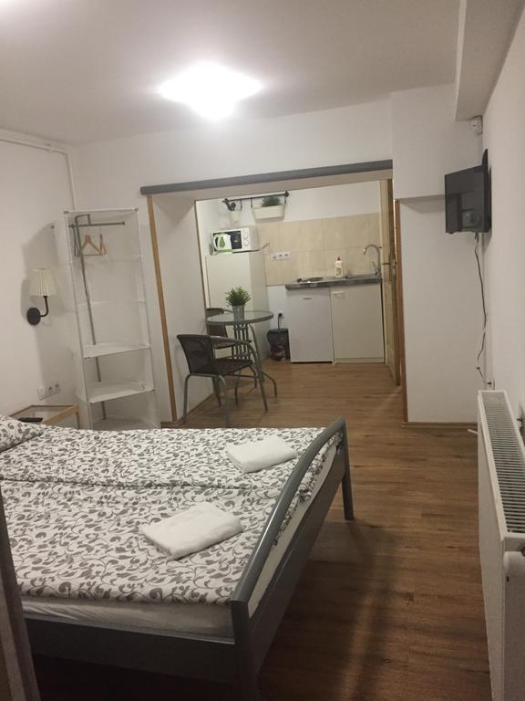 Apartman Vorosmarty Apartment Budapest Bagian luar foto