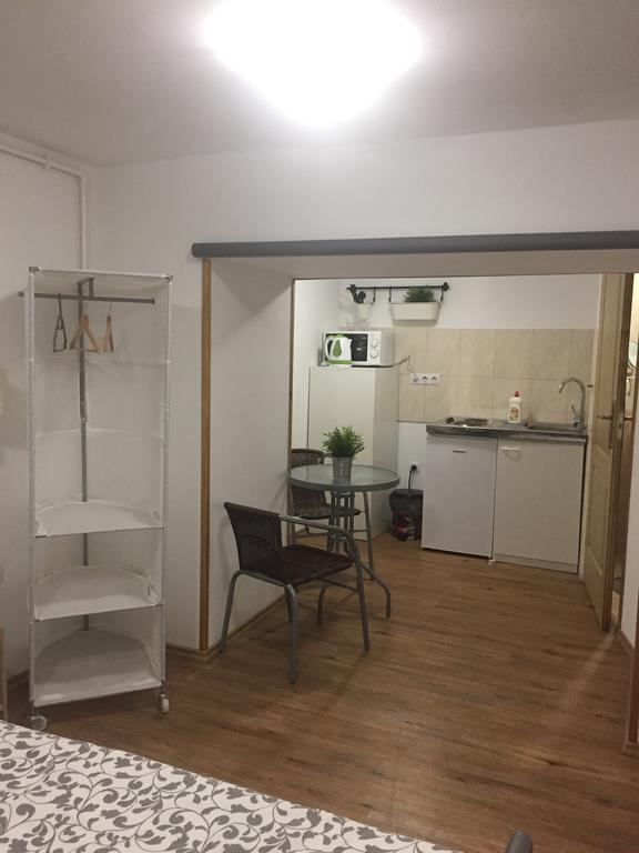 Apartman Vorosmarty Apartment Budapest Bagian luar foto