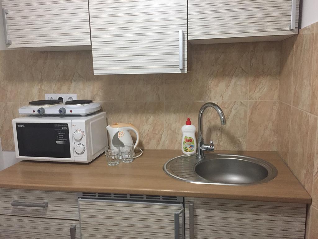 Apartman Vorosmarty Apartment Budapest Bagian luar foto