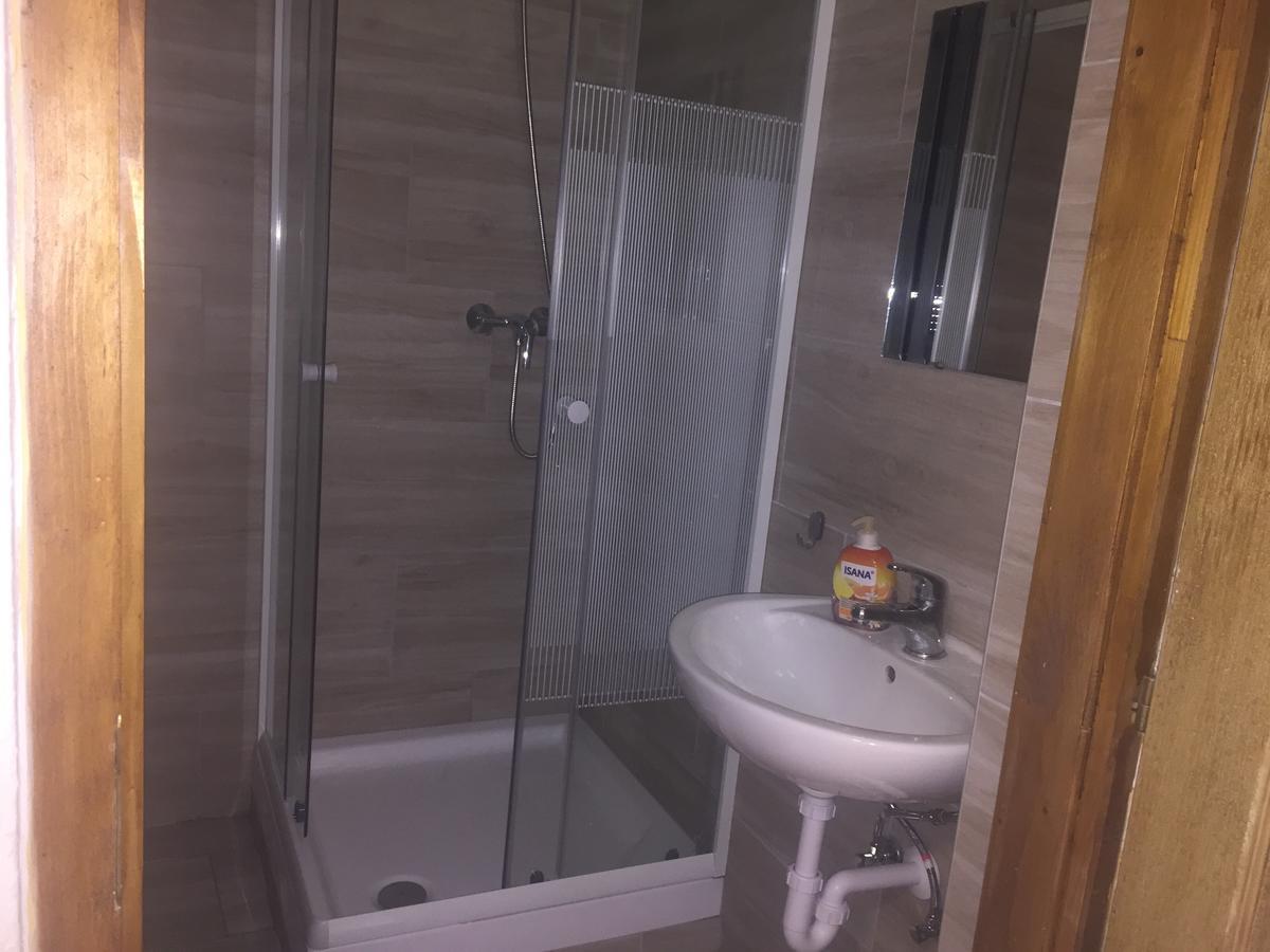 Apartman Vorosmarty Apartment Budapest Bagian luar foto